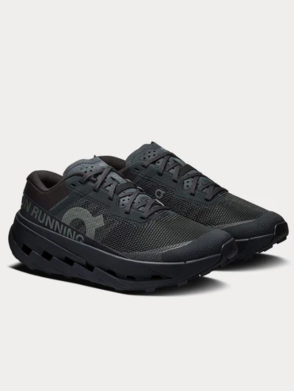 On Cloud Running Cloudultra 3 Shoes